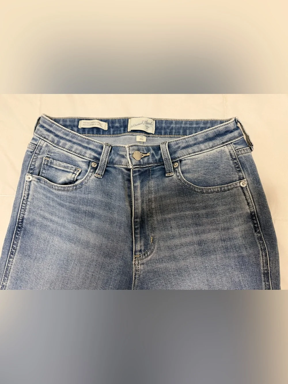 Universal Thread High Rise Everyday Straight Jeans Size 10R Light Wash
